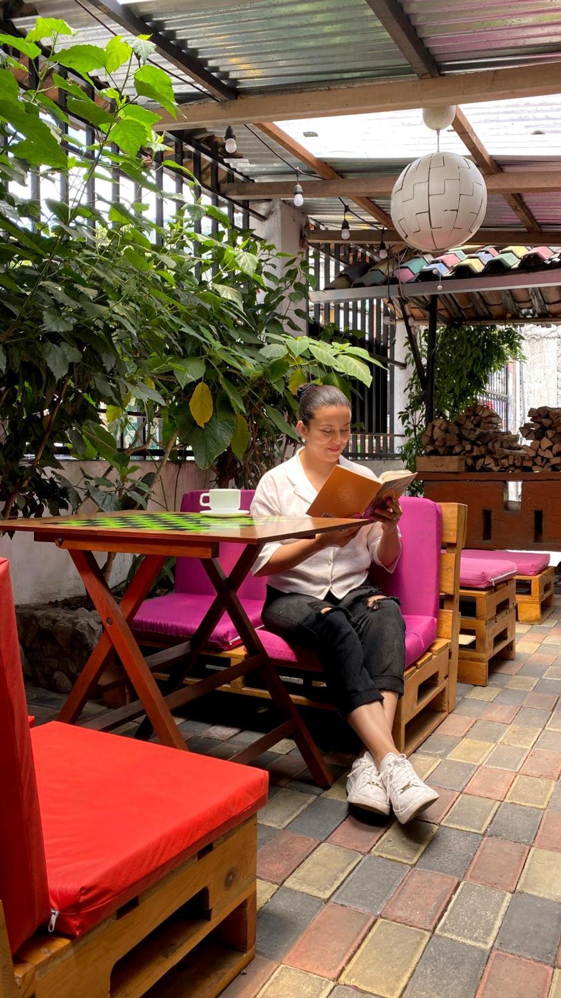 Santa Cruz Backpackers Hostal Banos  Exterior photo